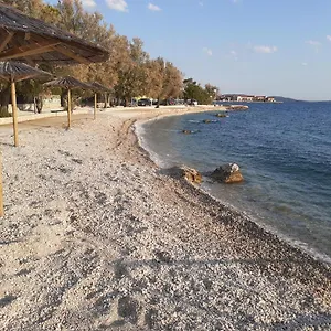 https://apartmani-gm.hotelinzadar.com